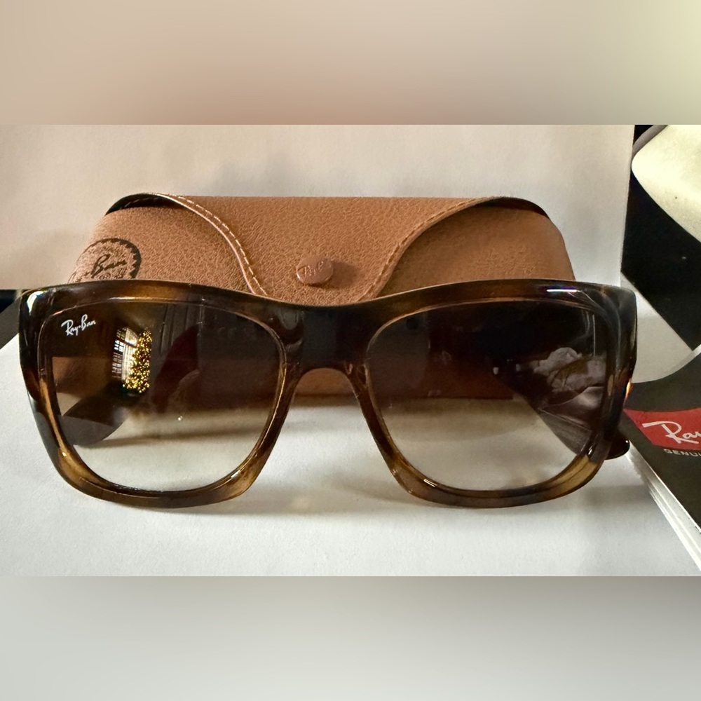 Ray-Ban Tortoise Shell Sunglasses - Picture 3 of 6